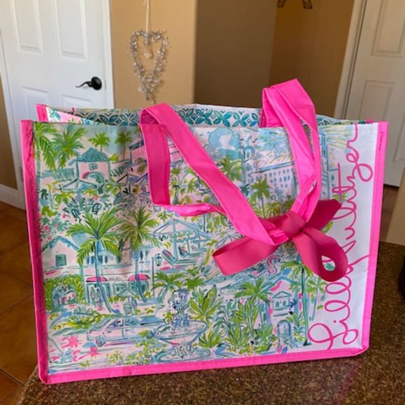 Lilly Pulitzer Handbags - Lilly Pulitzer Palm Beach & Floral Print w/Pink Reusable Tote Bag